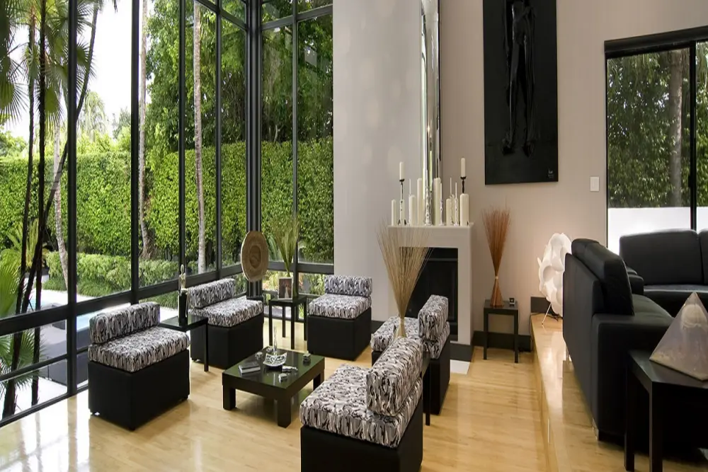 Royal Vision Glass Industries LLC